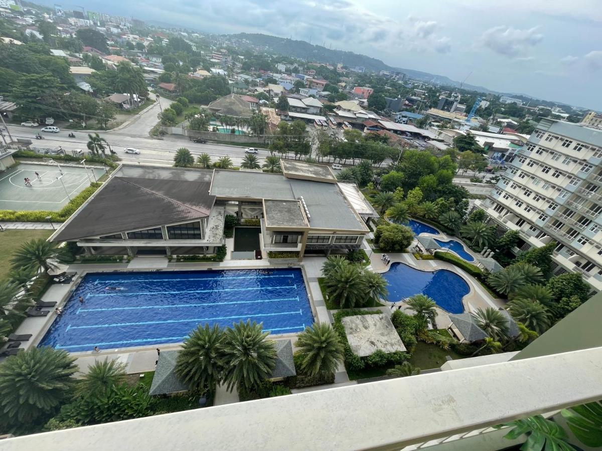 Verdon Parc Condo Davao City Kültér fotó